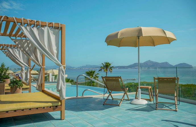 //www.jet2holidays.com/-/media/assets/product images - custom overview groups/iberostar star prestige/pmi_70024_iberostar-selection-albufera-playa_181225_06_custom-overview--689-x-448.jpeg